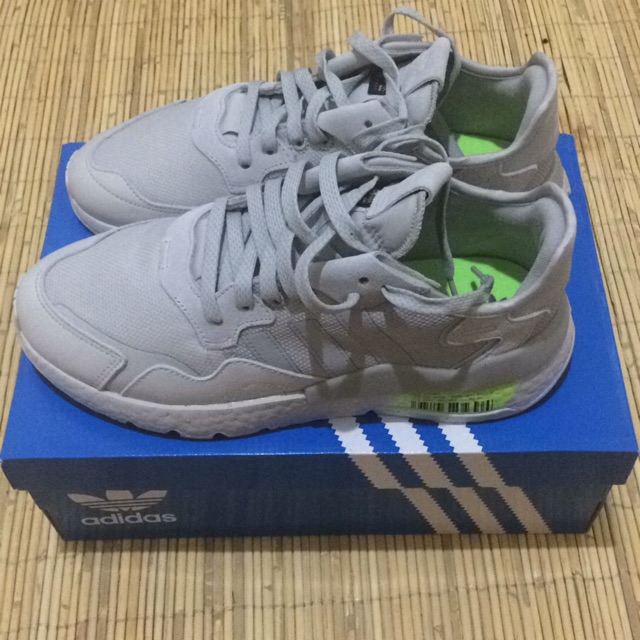 Sepatu adidas nite jogger grey FV3619