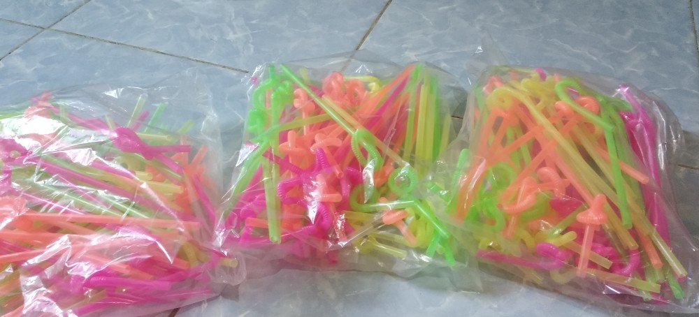 Fun Straw  Funky Straw  Sedotan Spiral  Sedotan Ulir   Isi +- 50 Pcs