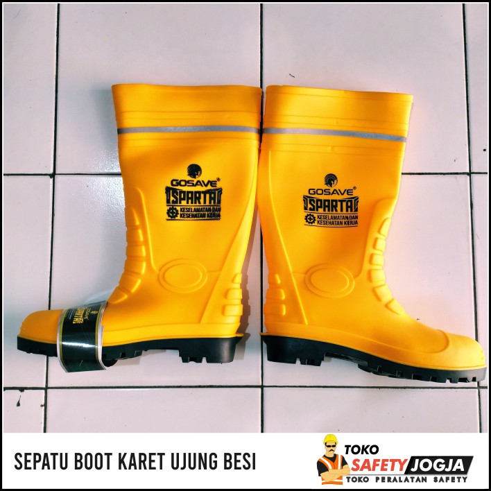 Sepatu Rubber Boots Ujung Besi Gosave