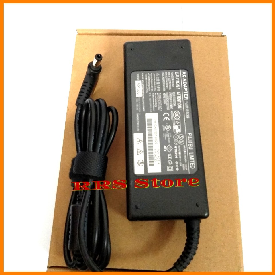 Charger Adaptor Fujitsu LH530 LH531 LH532 BH531 SH531 LH532 A512 A530 19V 4.22A 5.5*2.5MM V3405 V3505 V3515 V3525 V3545 V2000 V2010 V2020 V2030 V2035 V2040 V2045 V2055 V2060 V2065 V2085