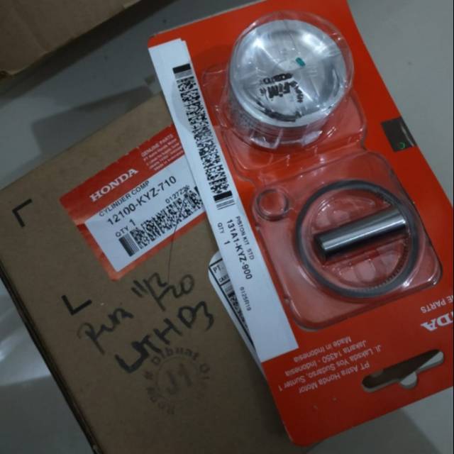 12100-KYZ-710 131A1-KYZ-900 BLOK CYLINDER HELM IN F1 INJEKSI ORIGINAL AHM HGP 12100KYZ710