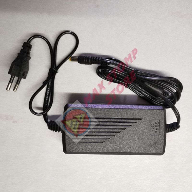 Adaptor Colokan Power 12V 5A Switching Power Supply 12 Volt 5 Ampere