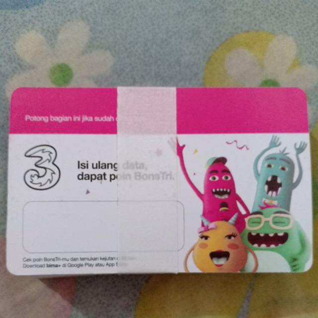 Voucher TRI 2gb setahun