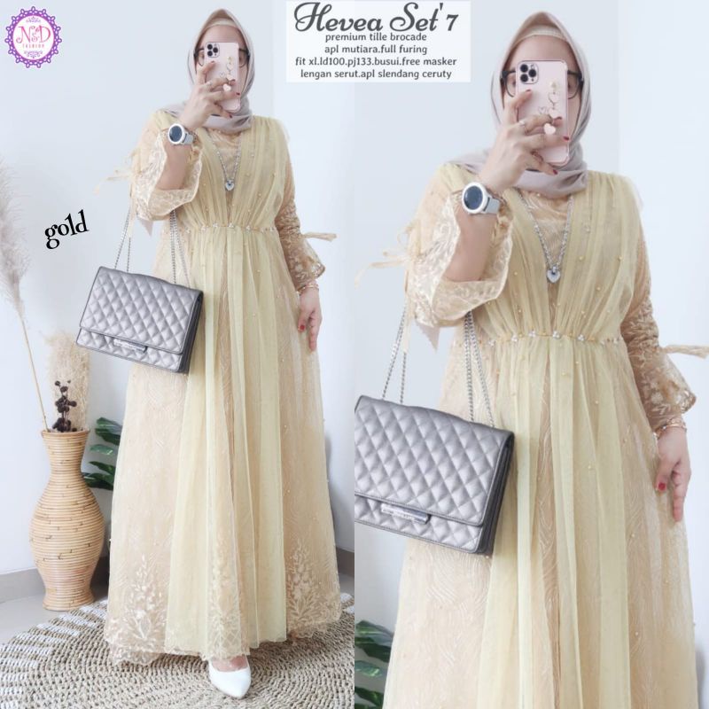 Hevea maxy