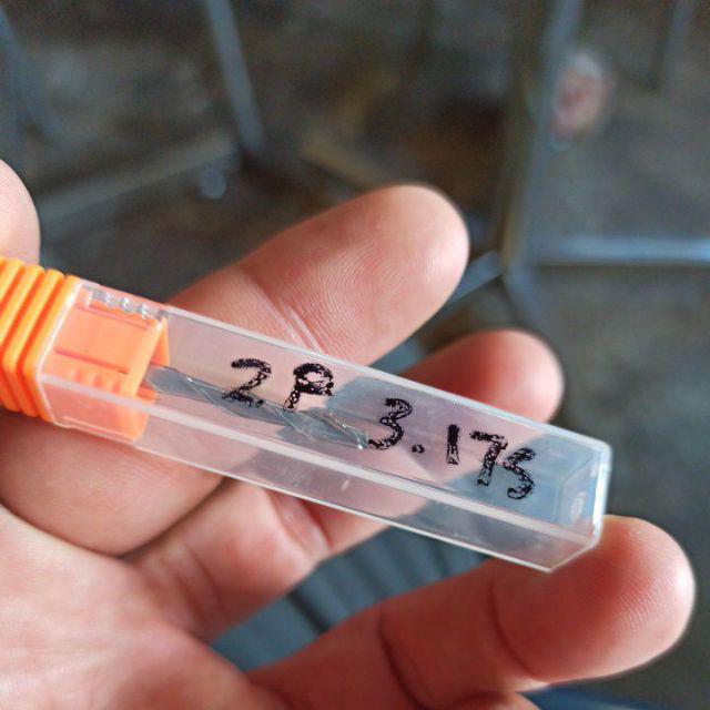 Mata Router Cnc Grafir Runcing 2flute Bentuk V Bits Router Bits Carbide Kuningan Alu Akrilik Kayu