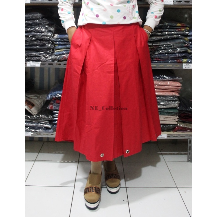 Rok Wanita Bahan Katun Tebal Model Rempel Panjang Rok 7/8 Warna Merah Cabe