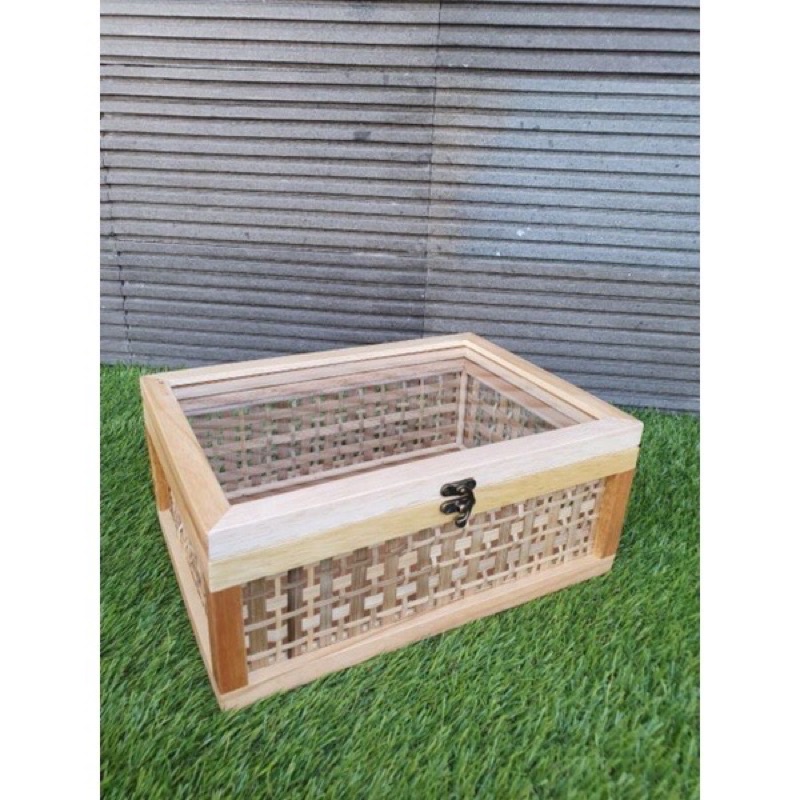 

box rotan akrilik hampers serbaguna