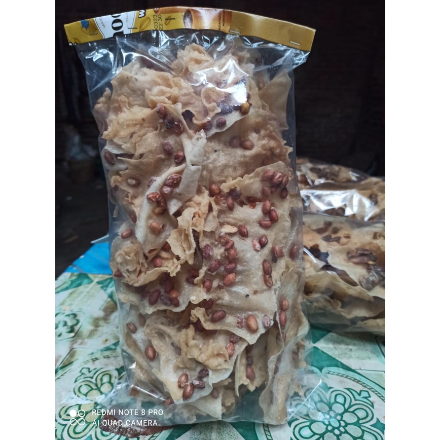 

Peyek Kacang Tanah Peyek Ikan Asin 500g