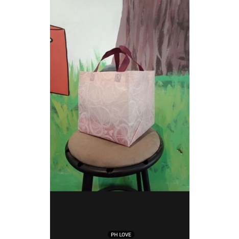 

TAS SPUNBOND EMBOS 24X24X24 TEKSTUR | TAS BOX NASI & KUE | TAS BERKAT