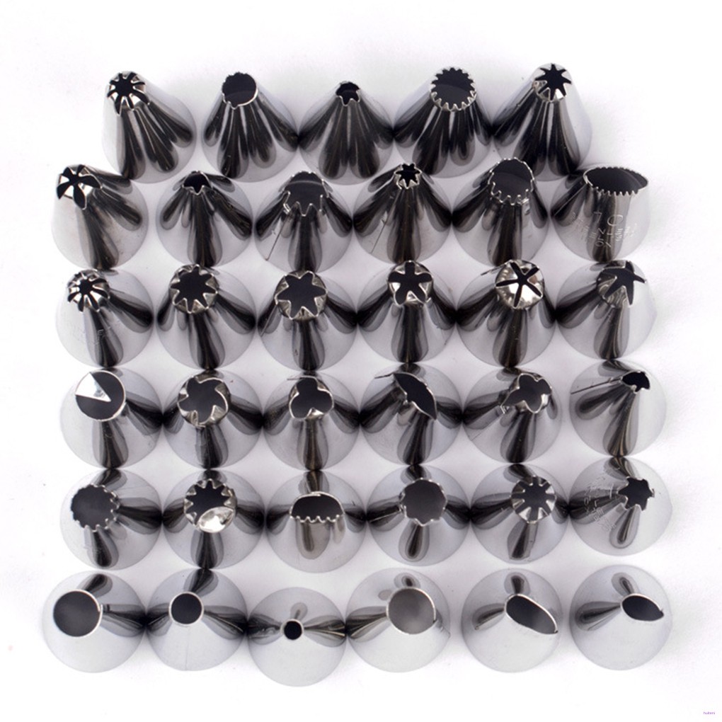 [ Random Type ] 10pcs Reusable Stainless Steel Icing Tip Pastry Tips Cake Decorating Supplies (Random Patterns)