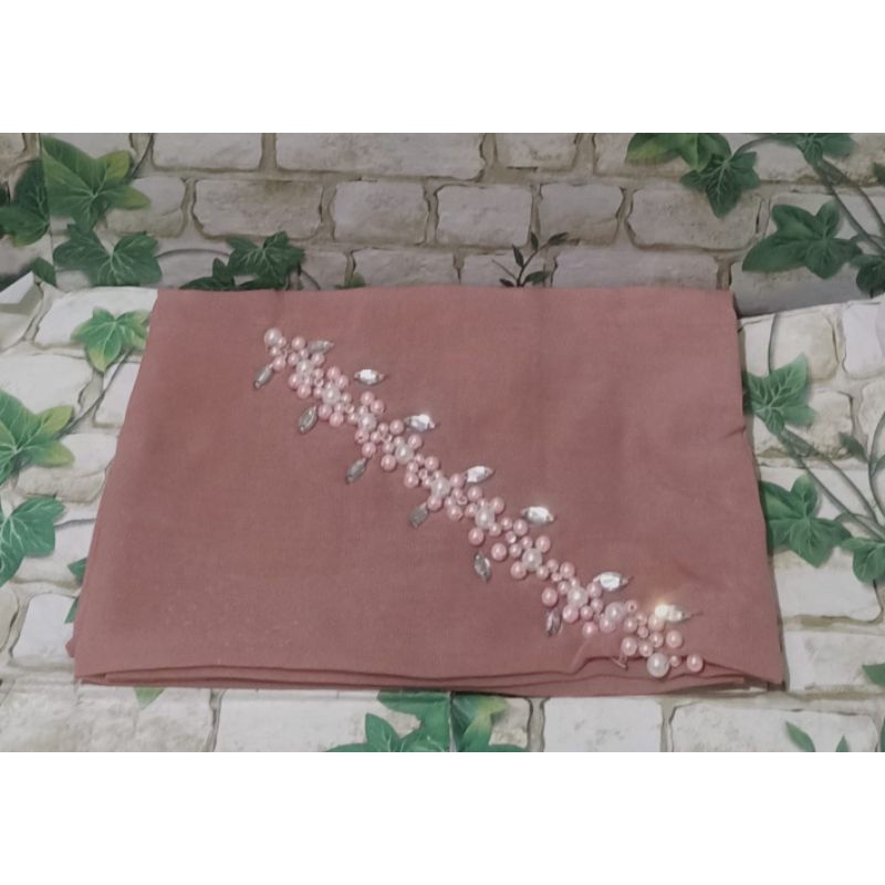 SEGIEMPAT PAYET BANDO BELLA/HIJAB BANDO MUTIARA/KERUDUNG PAYET BELLA SQUERE-Peach