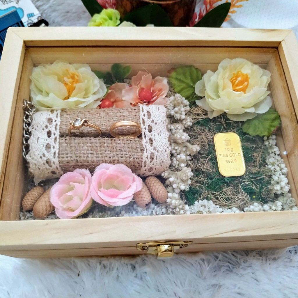 kotak Ring box dengan logam mulia tempat perhiasan kotak Ring box dengan logam mulia tempat perhiasan