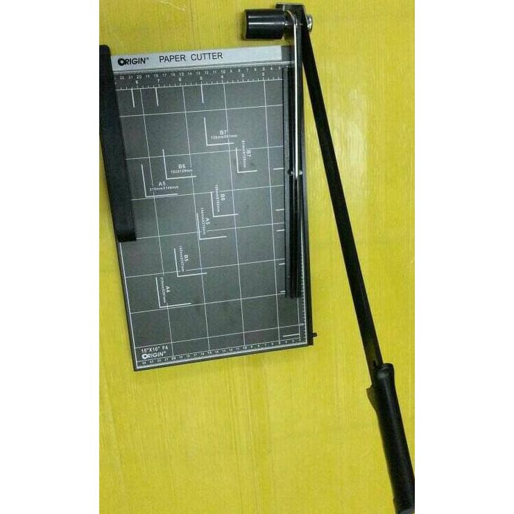 

Paper Cutter Origin F4R Alat Potong Kertas Folio Best Seller