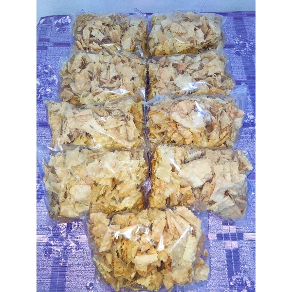 

kue bawang/kue jintan asin/keripik bawang gurih dan renyah