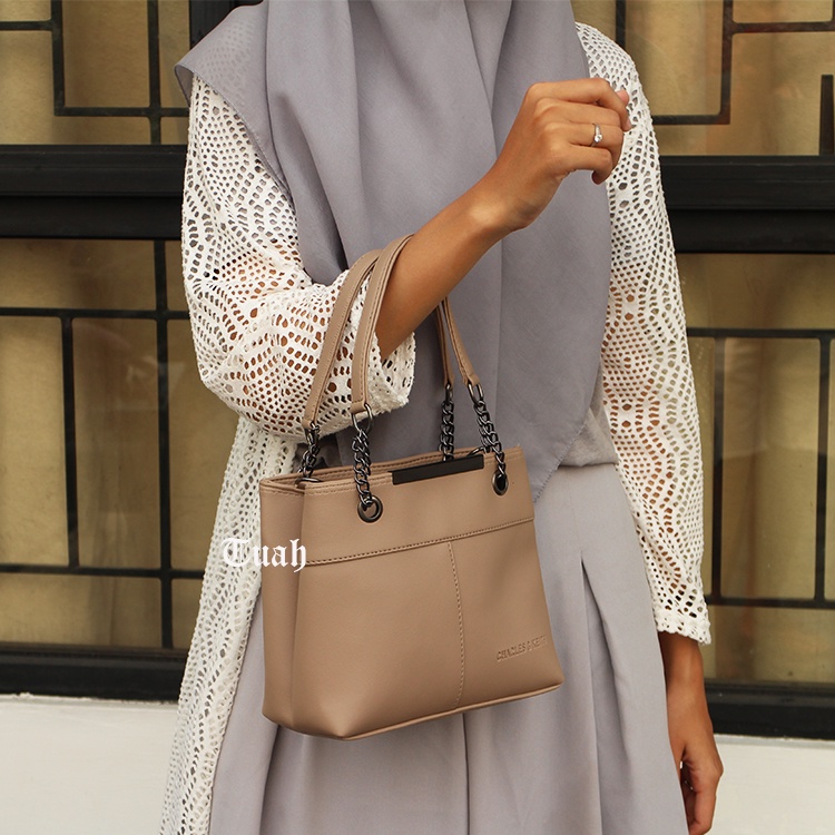 TUAH SLIMBAGS ( NEW ) SL CKA 2 Ruang Plat BeheL Black NekeL High quality / CKA -39 / Tas Selempang Wanita Terbaru Kekinian &amp; Terlaris / Tas Jinjing Wanita/ Tas Pesta / Tas kantor/ Tas Ibu Ibu