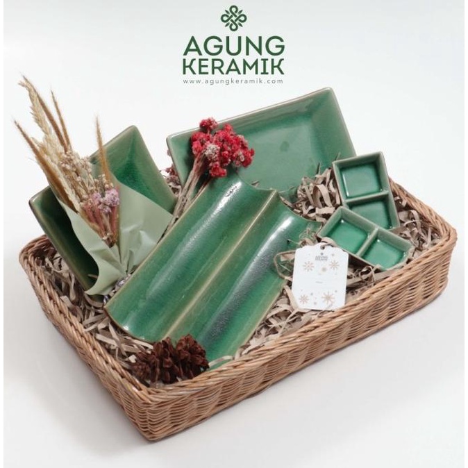 

PARCEL HAMPERS AGUNG KERAMIK (X-5)|PARCEL NATAL ULTAH SX542CX1S