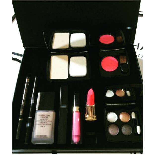 READY Kosmetik set chanel pallete murah wanita