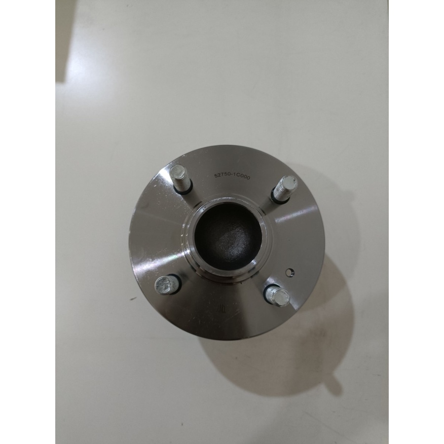 Wheel hub nap roda belakang Hyundai Getz 52750-1C000 Trivindo