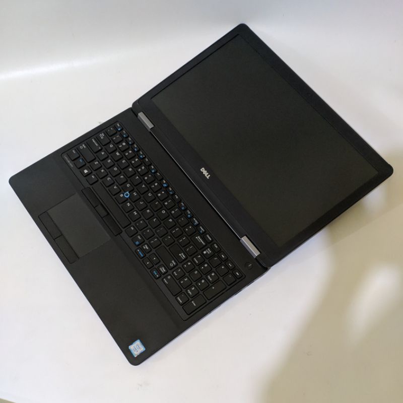 laptop Bisnis Dell latitude e5570 - core i5 gen6 ram 8gb - ssd 256gb - 15.6 inc