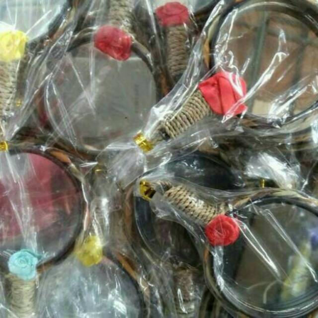 Souvenir pernikahan cermin/kaca