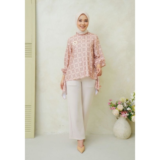 Mia Blouse by Wearing Klamby - Walnut