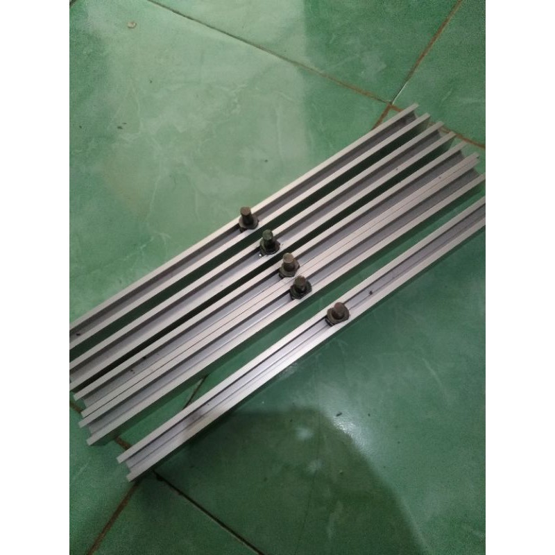 register papan banting