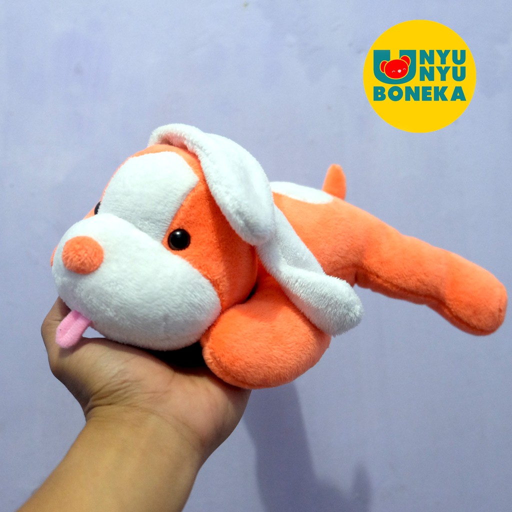 Boneka lying dog lembut 30cm hush puppies