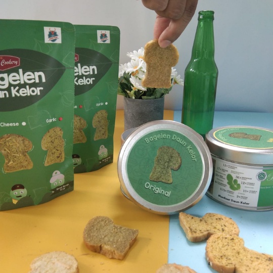 

The Fitria Cookery Bagelen Daun Kelor cemilan Kemasan Pouch 52Gram