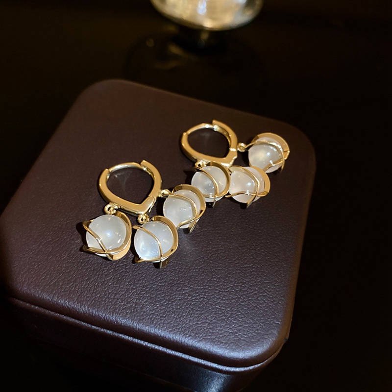 Anting Kait Gantung Desain Bunga Lily Hias Opal Untuk Wanita