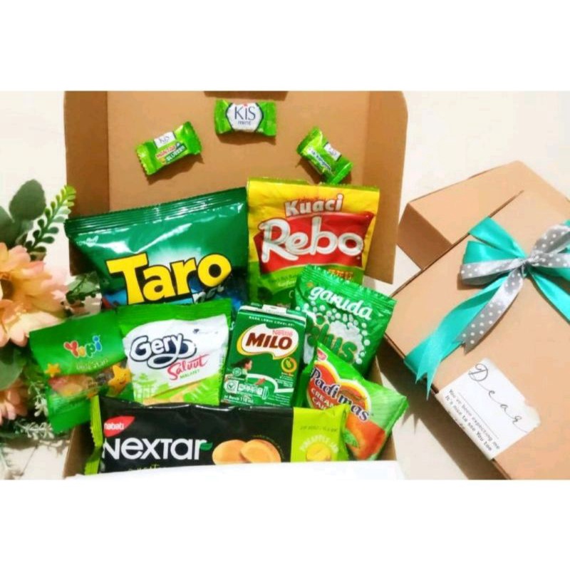 

Hampers makanan/Hampers jajanan murah/Kado kekinian/Kado untuk anak anak