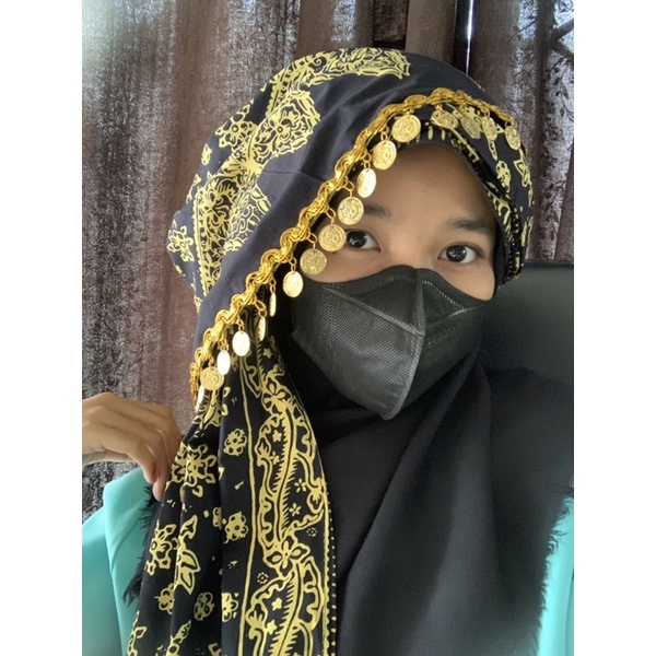 Tengkuluk Instan Model Terjuntai Ronce Batik Jambi