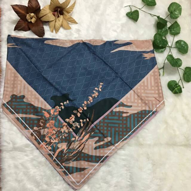 Hijab Segiempat Adabia