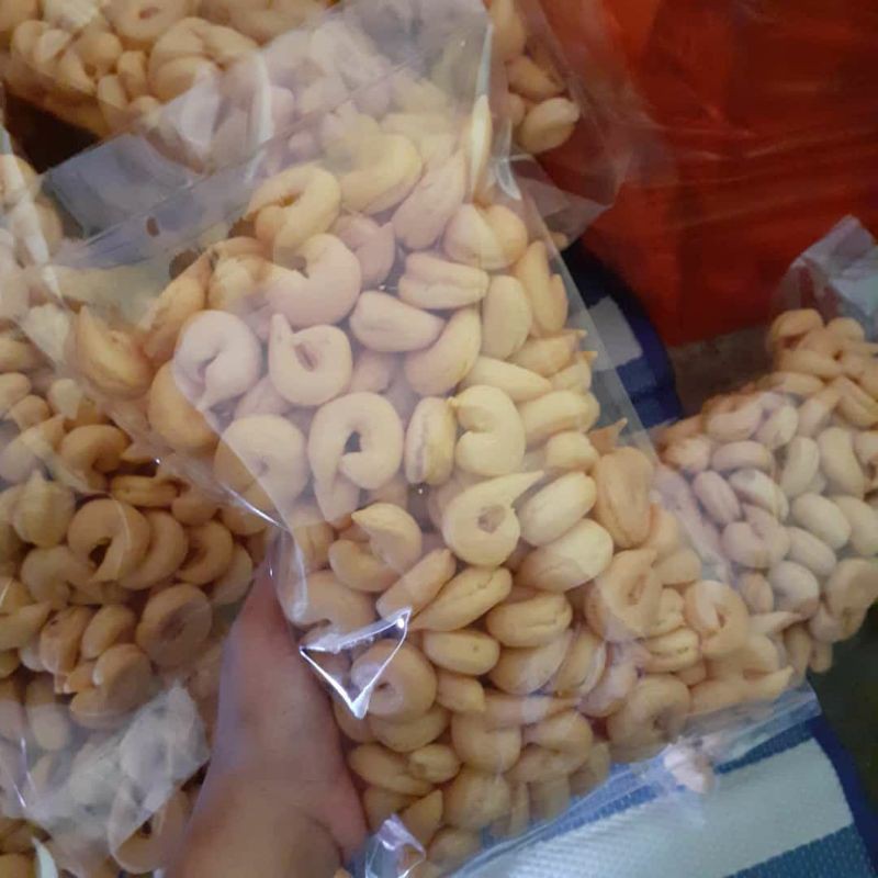 

snack/aneka makanan ringan/berbagai jenis snack/camilan