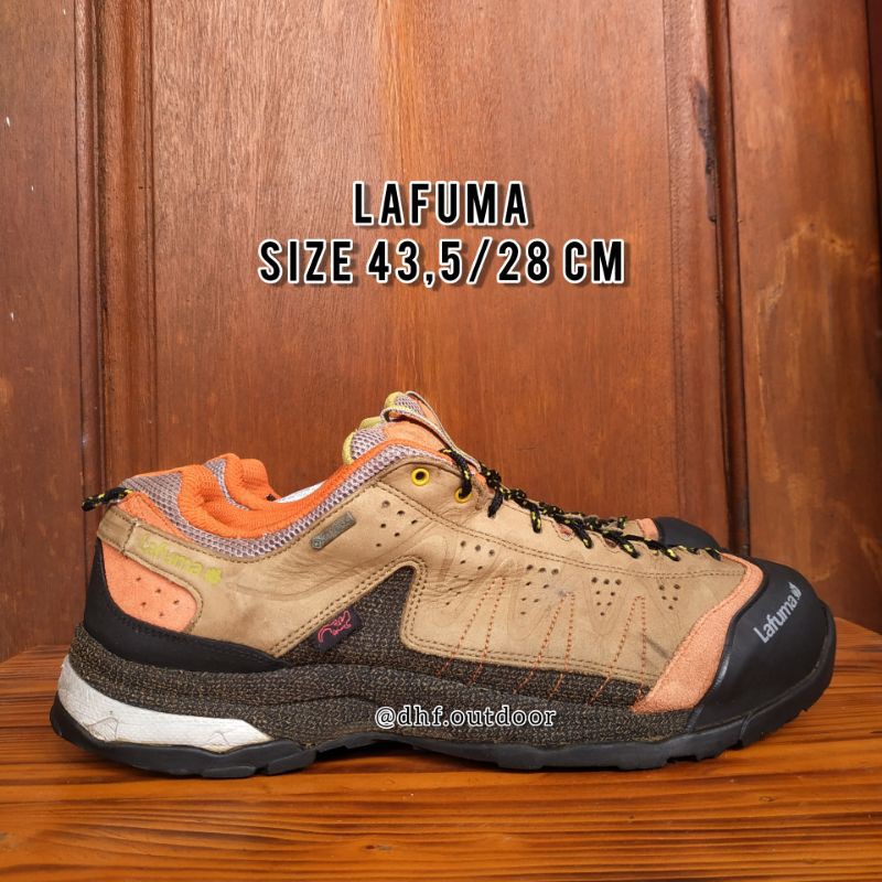 Sepatu Gunung Lafuma