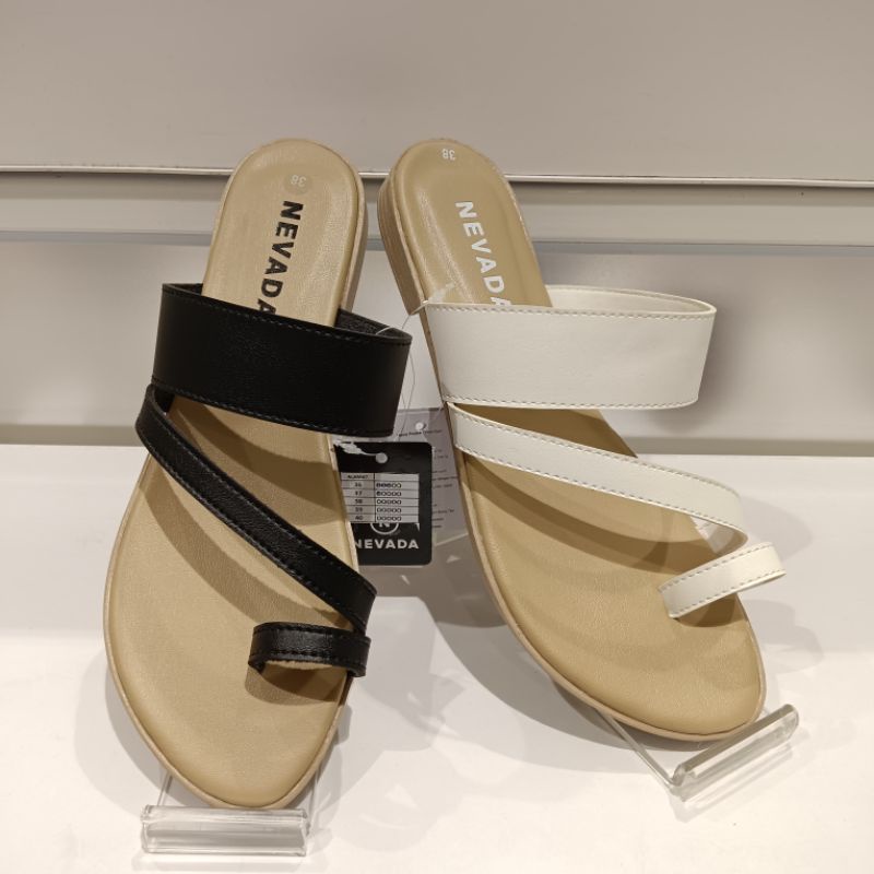 Nevada sandal flat wanita branded Matahari
