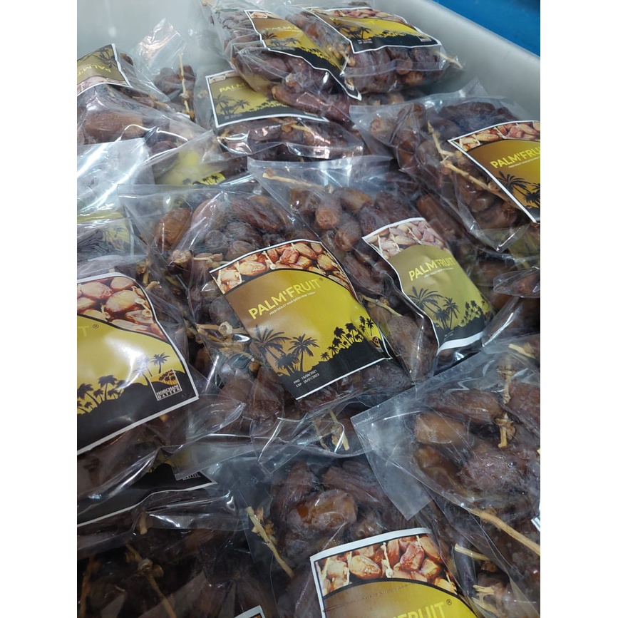 Kurma tangkai tunisia 2kg  [KEMASAN PLASTIK]