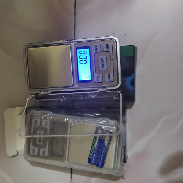 Timbangan Emas Digital Kapasitas 200gr Akuransi 0,01gr Uq-0087