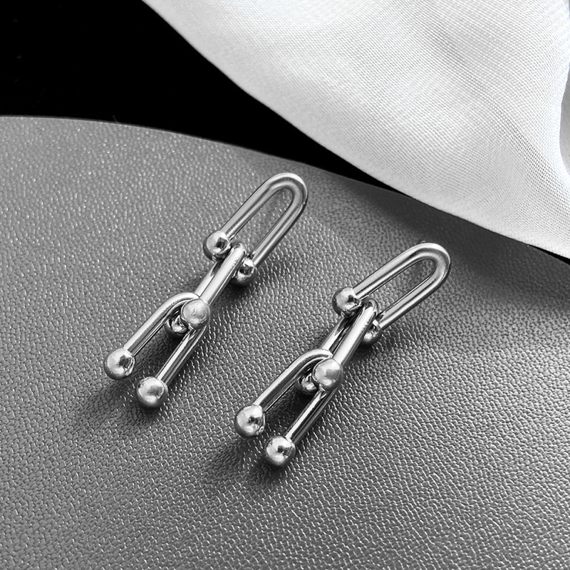 Anting U titanium anti karat korea fashion