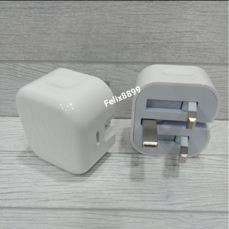 ADAPTOR KAKI 3 USB C 20W FAST CHARGING