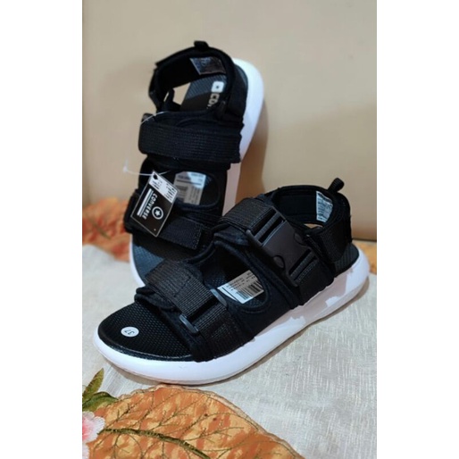 sandal gunung traveling wanita pria casual Korean