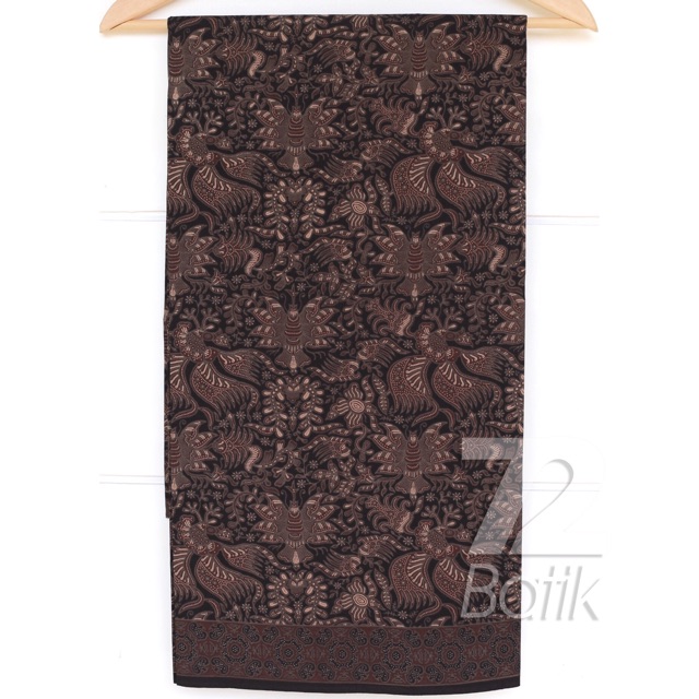 KAIN BATIK PREMIUM Bahan Katun Warna Hitam Item Black 728973 Cap 72 Jarik Jarit Samping Kebat Panjang Batik Katun Modern Premium Bahan Seragam Batik Pernikahan Kantor Keluarga Murah Kamen Jadi Batik Bali Lembaran