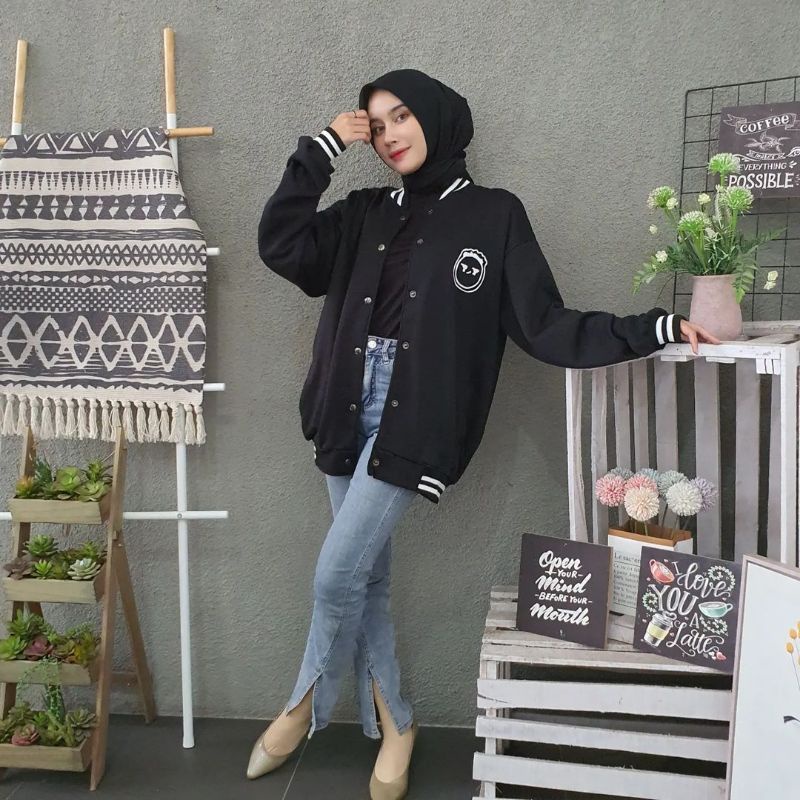 jaket sweater BE smile basebbal XXL