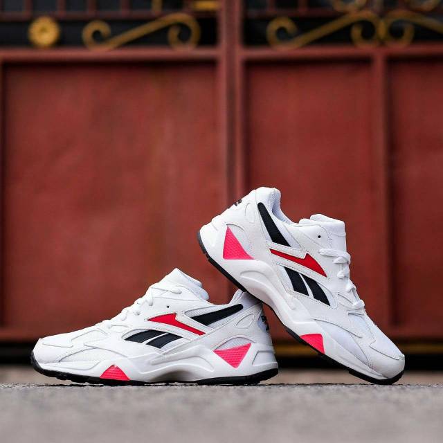 SALE LEBARAN 
REEBOK AZTREX 96 WHITE RED