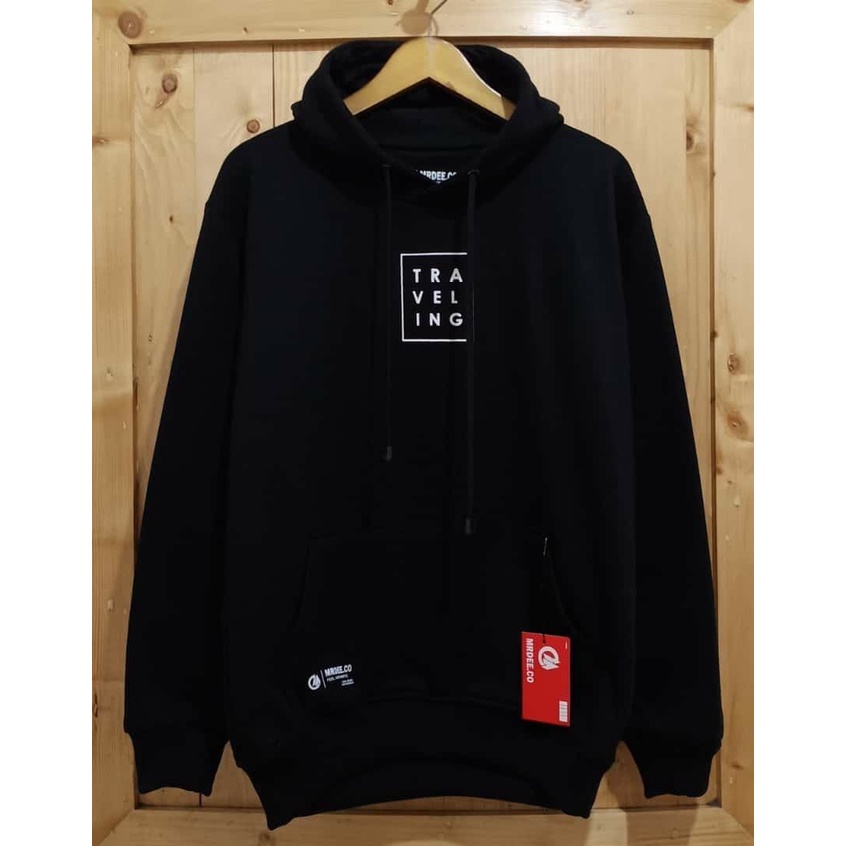 Hoodie Pria Wanita Original TRAVELING Kekinian Hitam Switer Hodie Cowok Cewek Ukuran Besar Bahan Katun Sweter Laki Laki Oversize Atasan Pria Gaya Distro