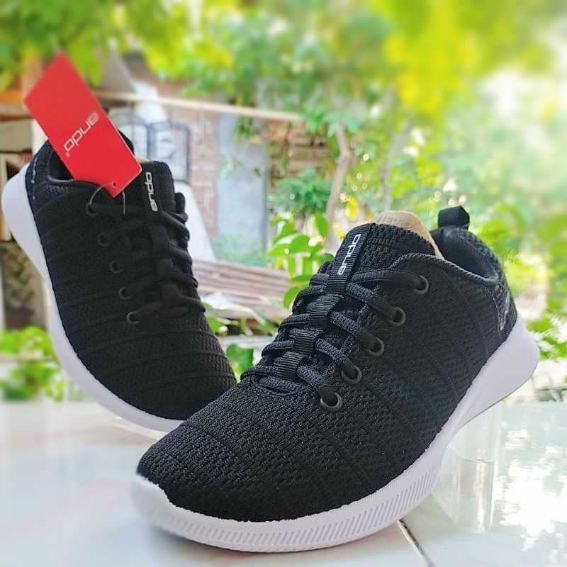 sepatu hitam sekolah brand ando saga size 39