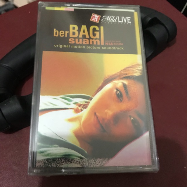 Kaset OST Berbagi Suami