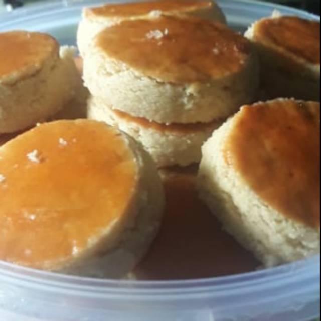 

Kue kacang tanah