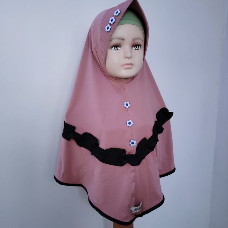 jilbab anak 4 5 6 7 8 tahun benik kancing lucu ( jilbab kancina )