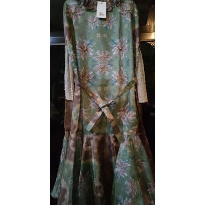 aileen dress  n destya top by ria miranda