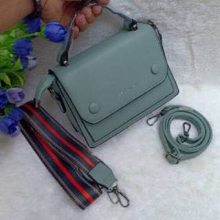 TAS SLEMPANG CK 7060 CHARLES AND KEITH IMPORT POLOS 